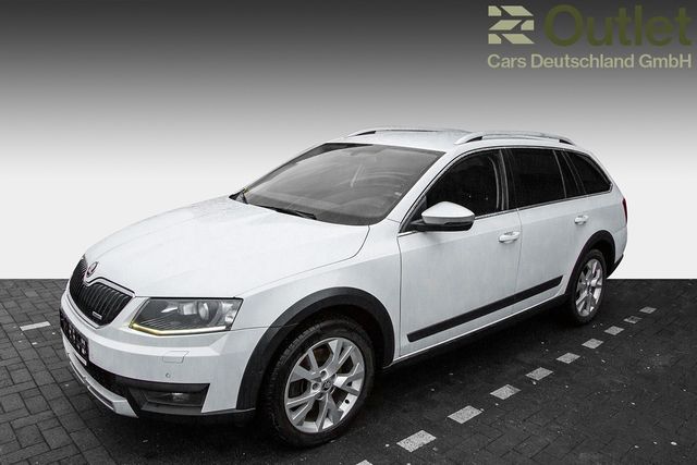 Skoda Octavia Combi Scout 4x4 1,8 TSI DSG Webasto AHK