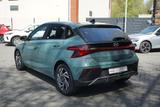 Hyundai i20 1.2 Navi Kamera Tempomat - Hyundai i20: Grün