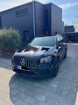 Mercedes-Benz Mercedes AMG GLB 35 / Panoramadach / Sthzg / AHK - Mercedes-Benz GLB 35 AMG: Automatik