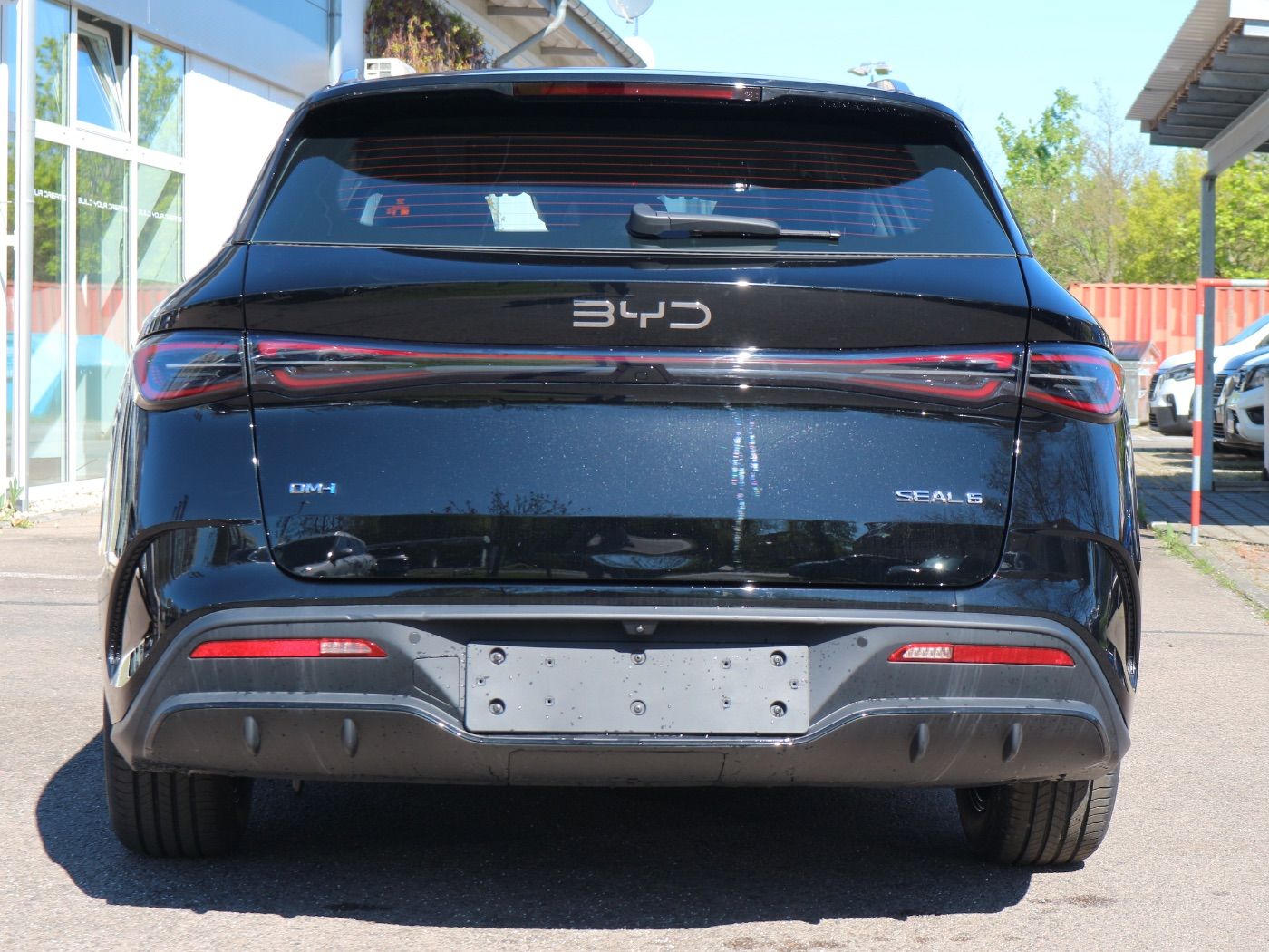 BYD SEAL 6