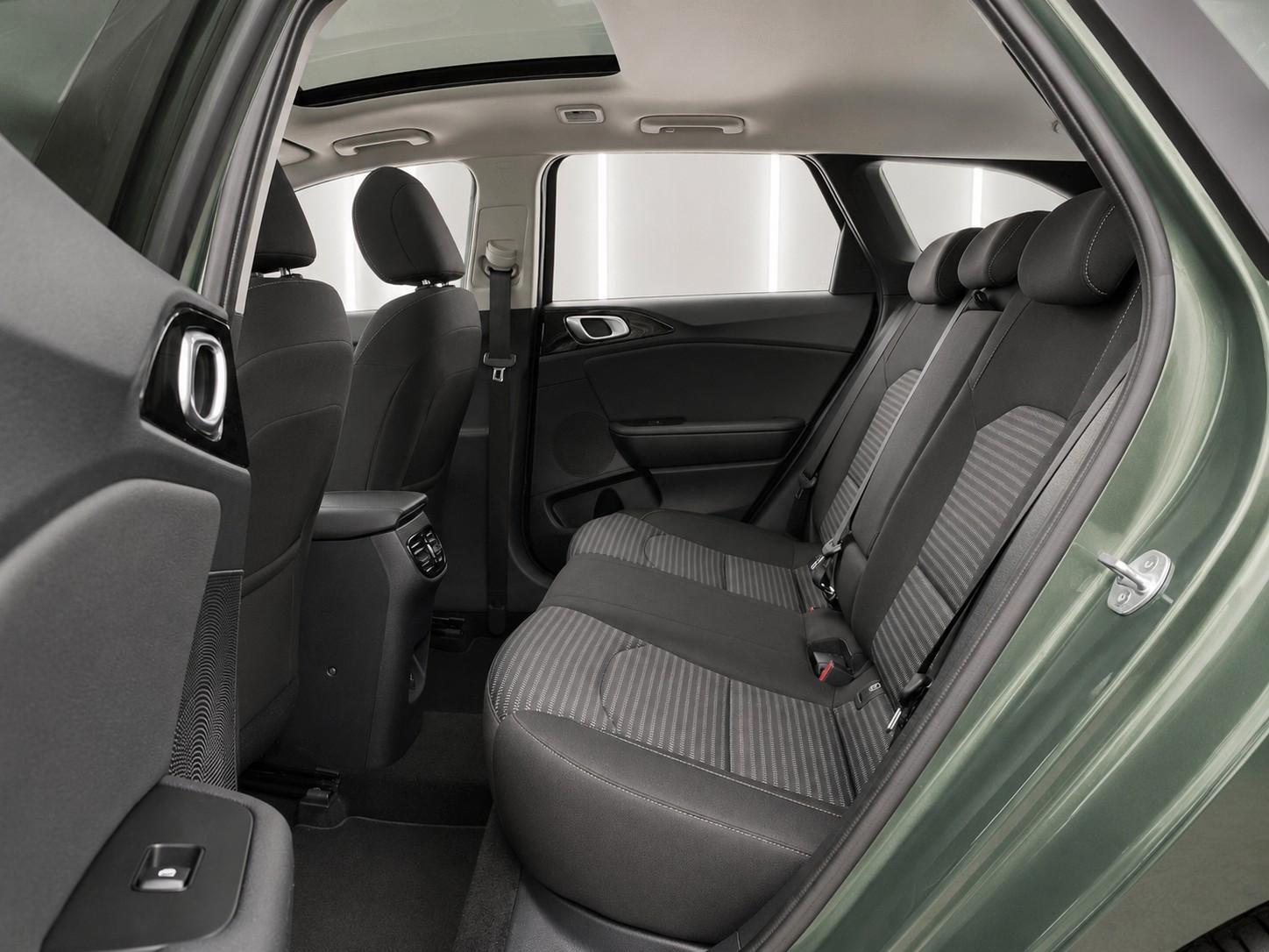Kia Ceed SW 1.5 T-GDI DCT7 Platinum *LED*JBL*Kamera*