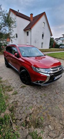 Mitsubishi Outlander  4VD