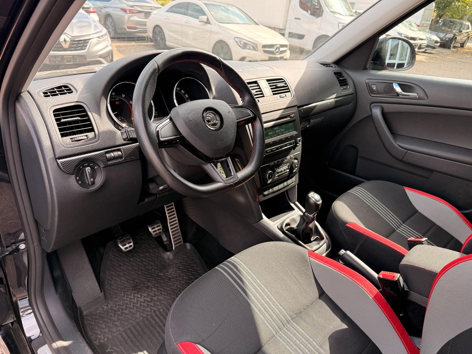 SKODA YETI MONTE CARLO 1.2 TSI 105 CH - 1ÈRE MAIN - 49 900 KM - CLIM BIZONE - SIÈGES CHAUFFANTS - PDC