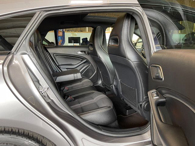 Mercedes-Benz CLA 200 Shooting Brake *KAM*NAVI*LED*PDC*PANO*