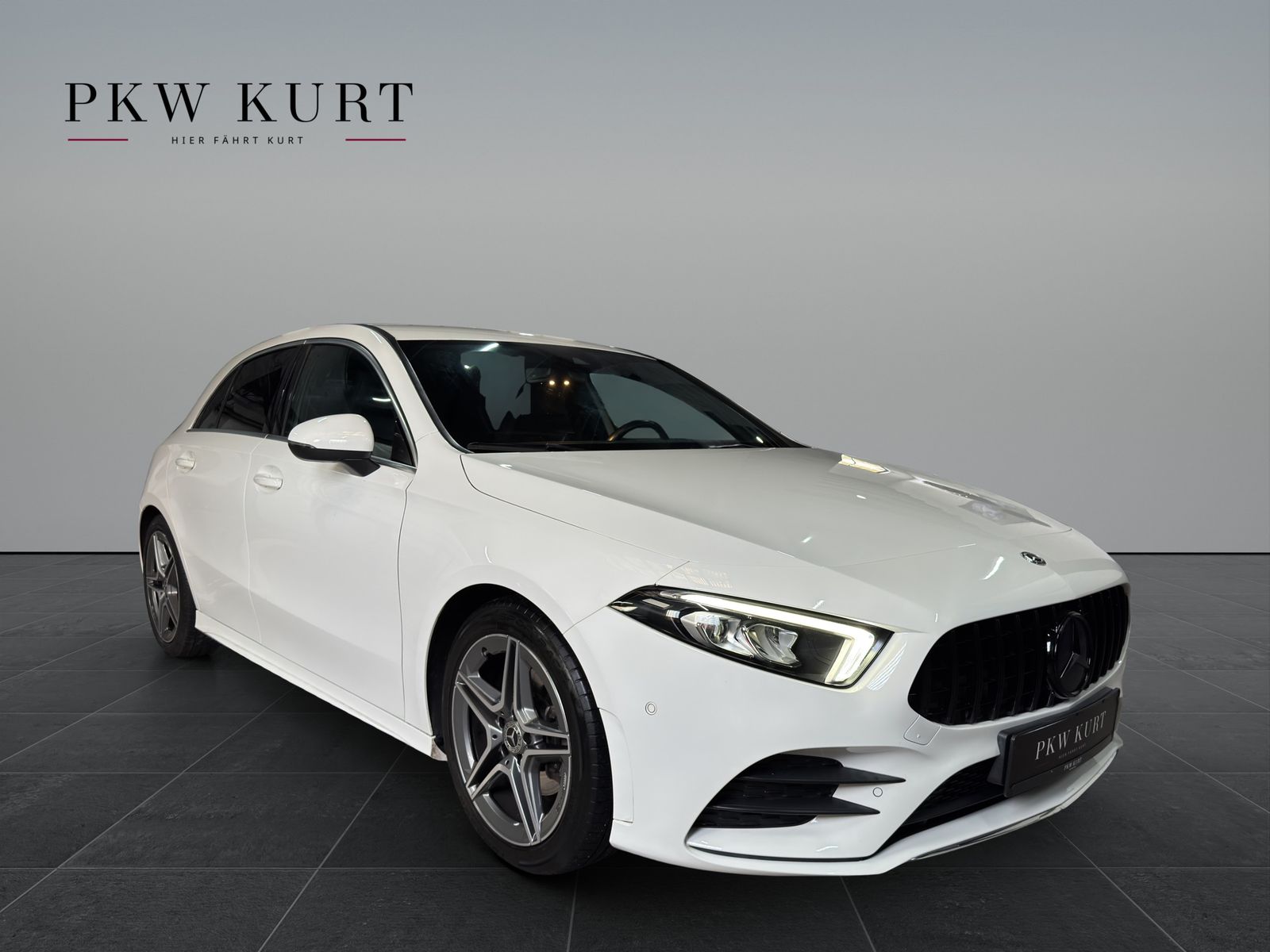MERCEDES-BENZ A 180 7G Tr. Amg Line *Widescreen *R-Kamera *LED