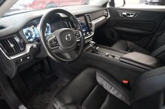 Fahrzeugabbildung Volvo V60 D3 Momentum Core NAVI/LED/PDC/LEDER/VIRTUAL