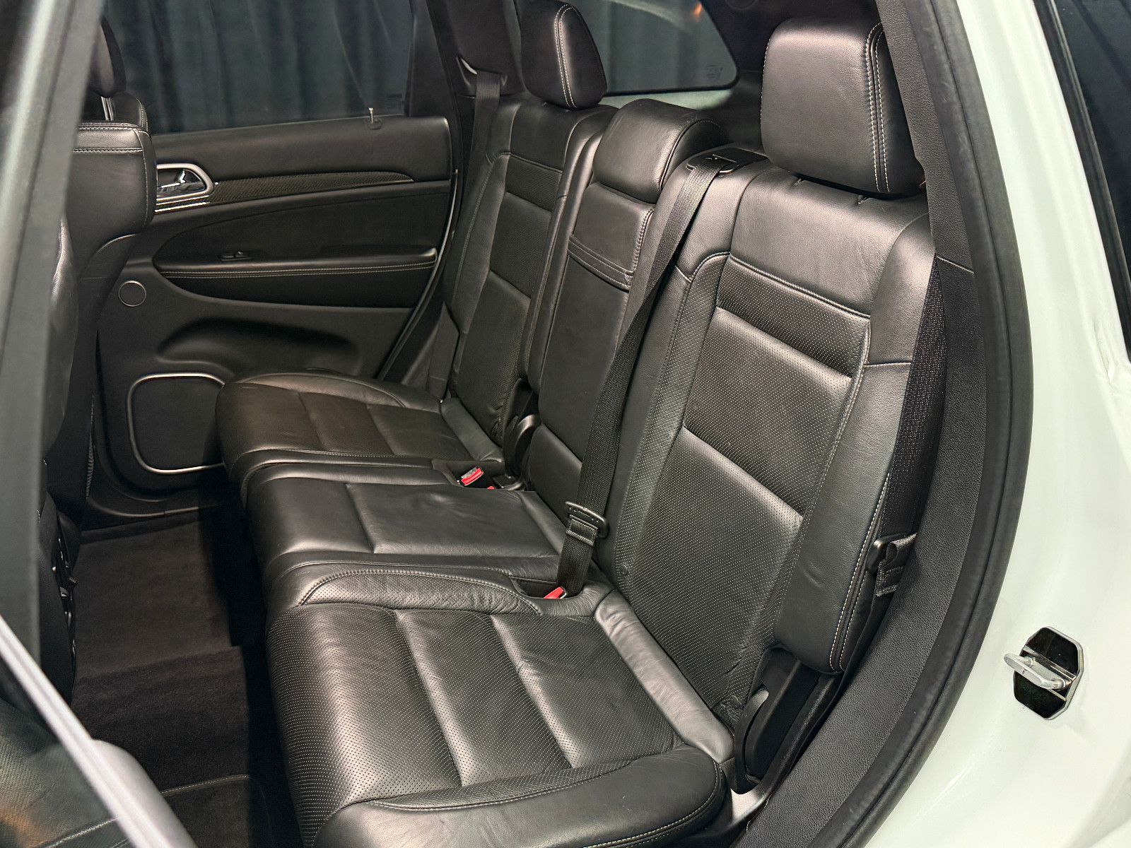 Fahrzeugabbildung Jeep Grand Cherokee 6.4 V8 HEMI SRT|H&K|D-FZG|