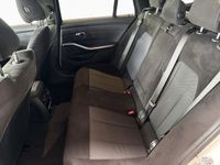 BMW 330 - Vorschau Bild 14