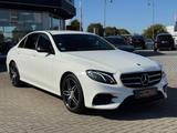 Mercedes-Benz E 200 Lim. "AMG-Line"AHK*AMBIENTE*KAMERA*TEMPOMA - Mercedes-Benz E-Klasse: AMG