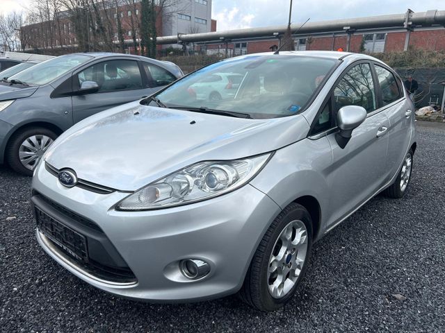 Ford Fiesta Titanium Tüv&AU NEU/Klima/SHZG/PDC++