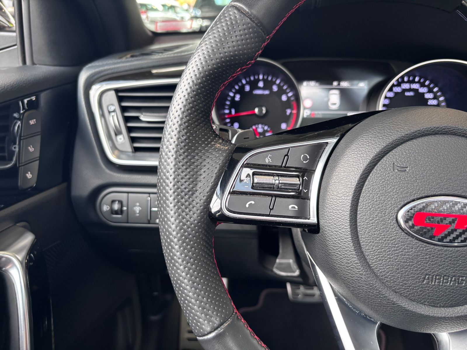 Fahrzeugabbildung Kia ProCeed GT KLIMA LED NAVI ALU PANO