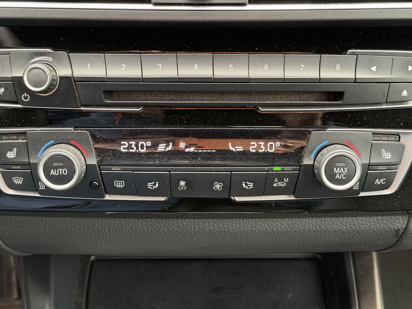 Fahrzeugabbildung BMW Cabrio 220 i