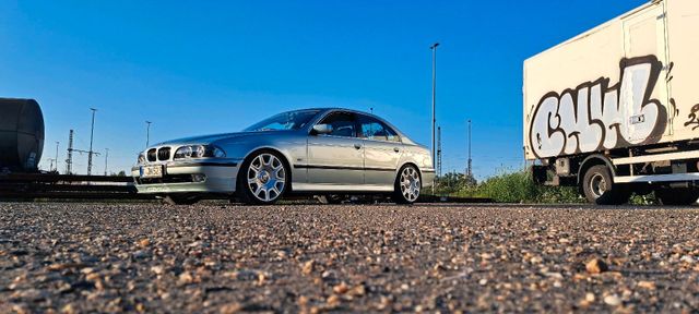 BMW Bmw 523i E39