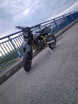 SWM SM 125 r  // HU/TÜV bis 04/2027 - SWM SM 125