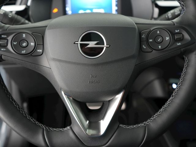 Corsa-e F FACELIFT GS LONG RANGE 51kWh AT+LED MA