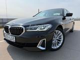 BMW 520d xDrive*AUTO*LUXURY*VIRTU*LASER*GSHD*KAM*NAV - BMW 520 Gebrauchtwagen in Stuttgart