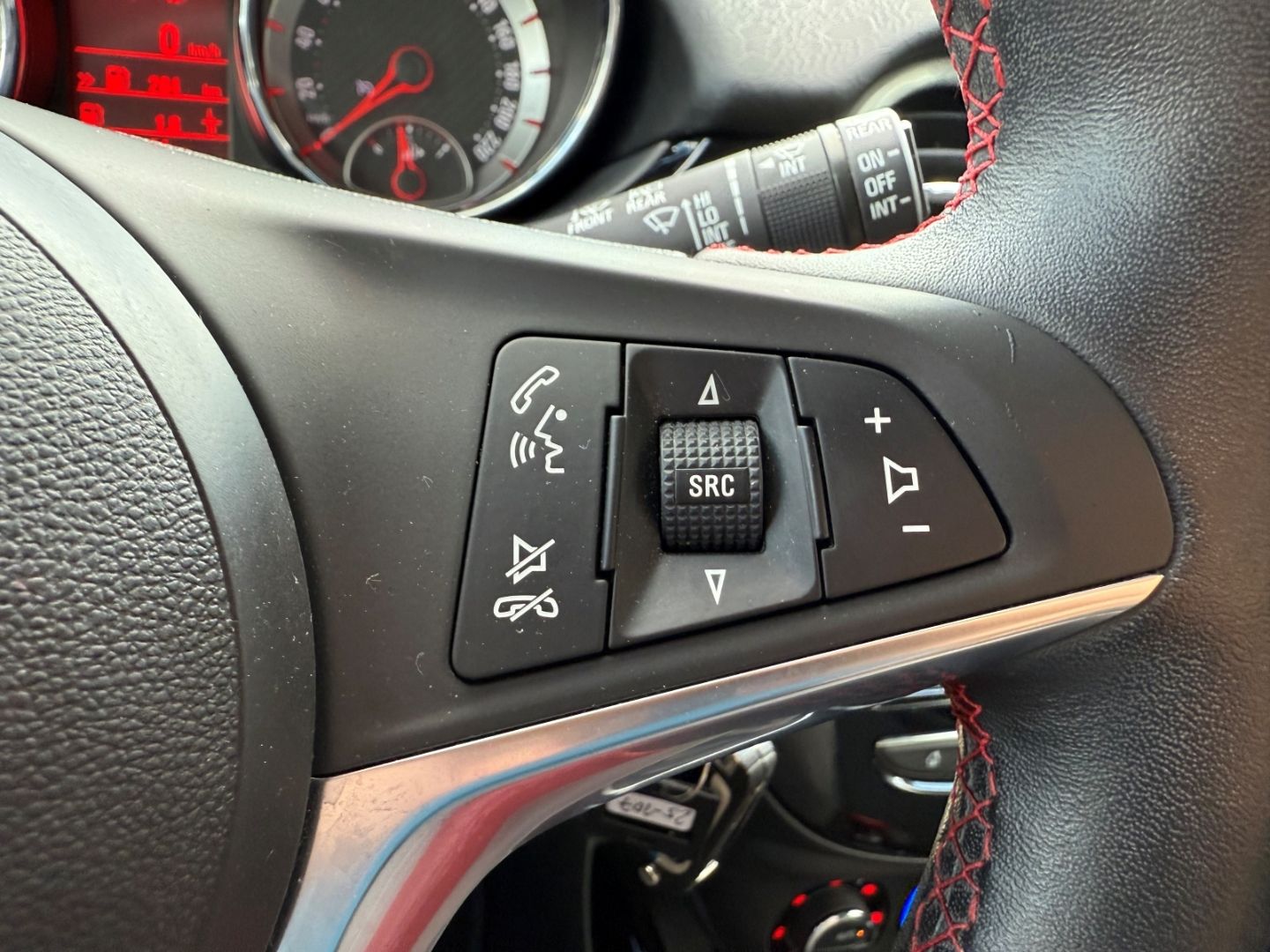 OPEL Adam Rocks 1.4 EU6d-T Carplay WKR Alu - Image 14