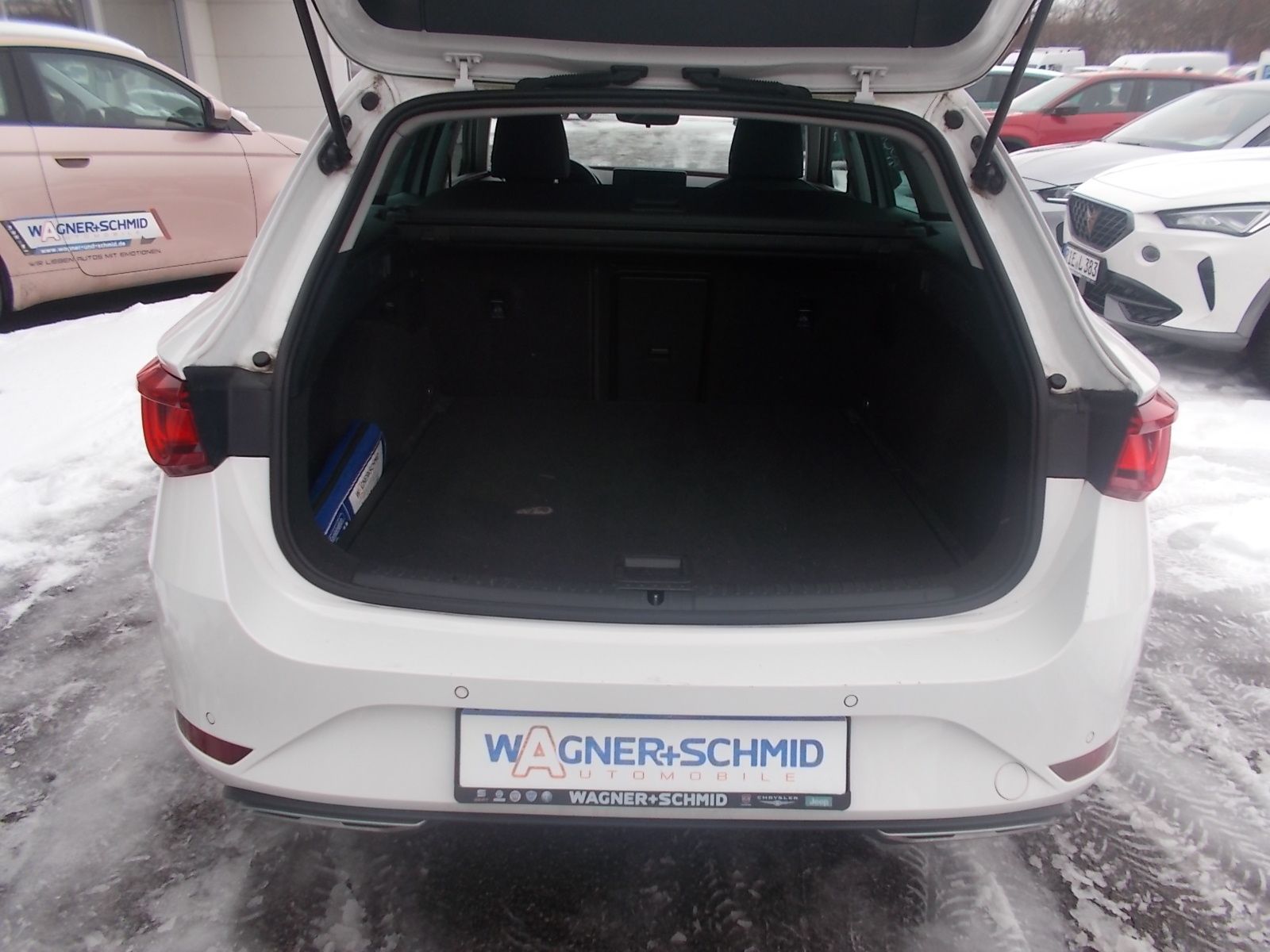 Fahrzeugabbildung SEAT Leon Sportstourer FR 2.0 TDI DSG