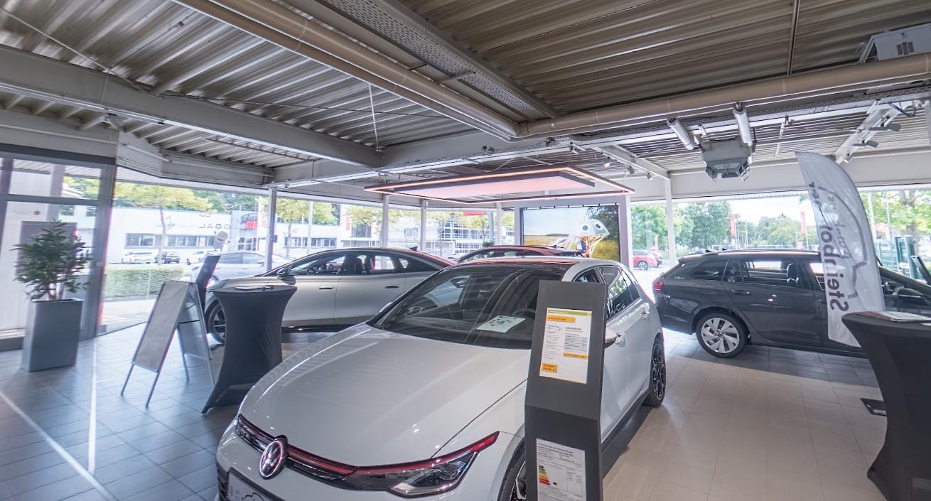 showroom-image-main