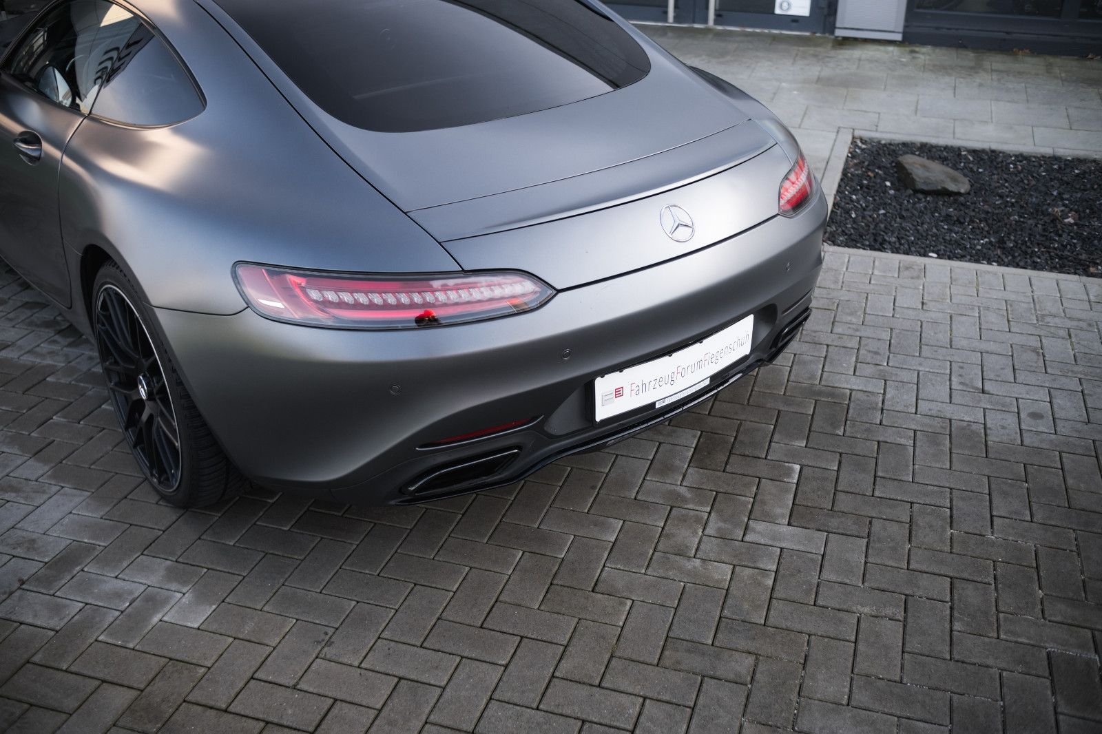 Fahrzeugabbildung Mercedes-Benz AMG GT S Coupe-Facelift-Burmester-Steuer