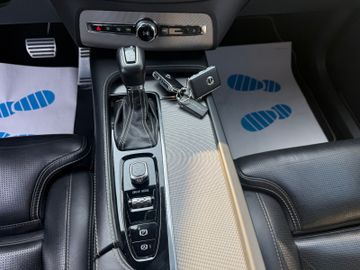 Volvo XC90 - 10