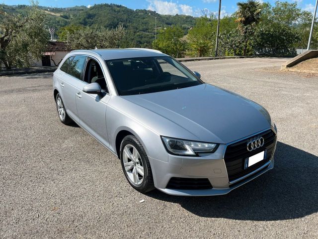 Audi AUDI A4 5S Avant 2.0TDi STronic S&S Business 201