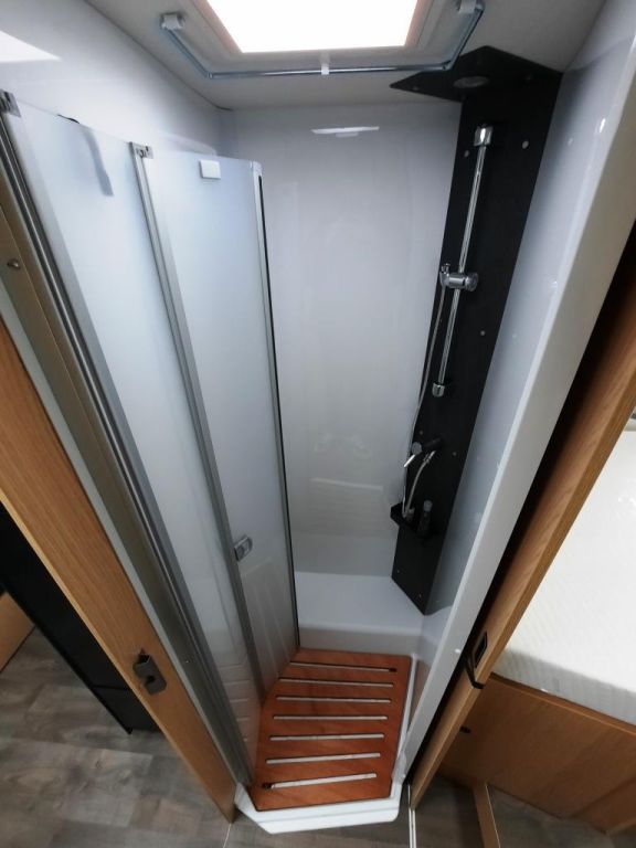 Fahrzeugabbildung Sunlight T 68C Verfüg./Sparen Sie 3.093,- €