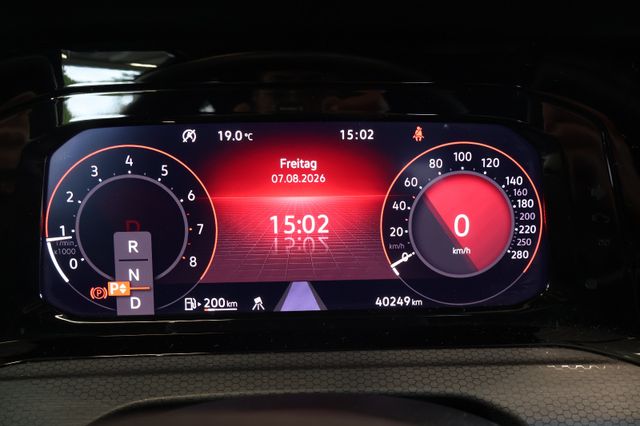 Volkswagen Golf VIII 2.0 TSI GTI Clubsport AID+LED+CARPLAY
