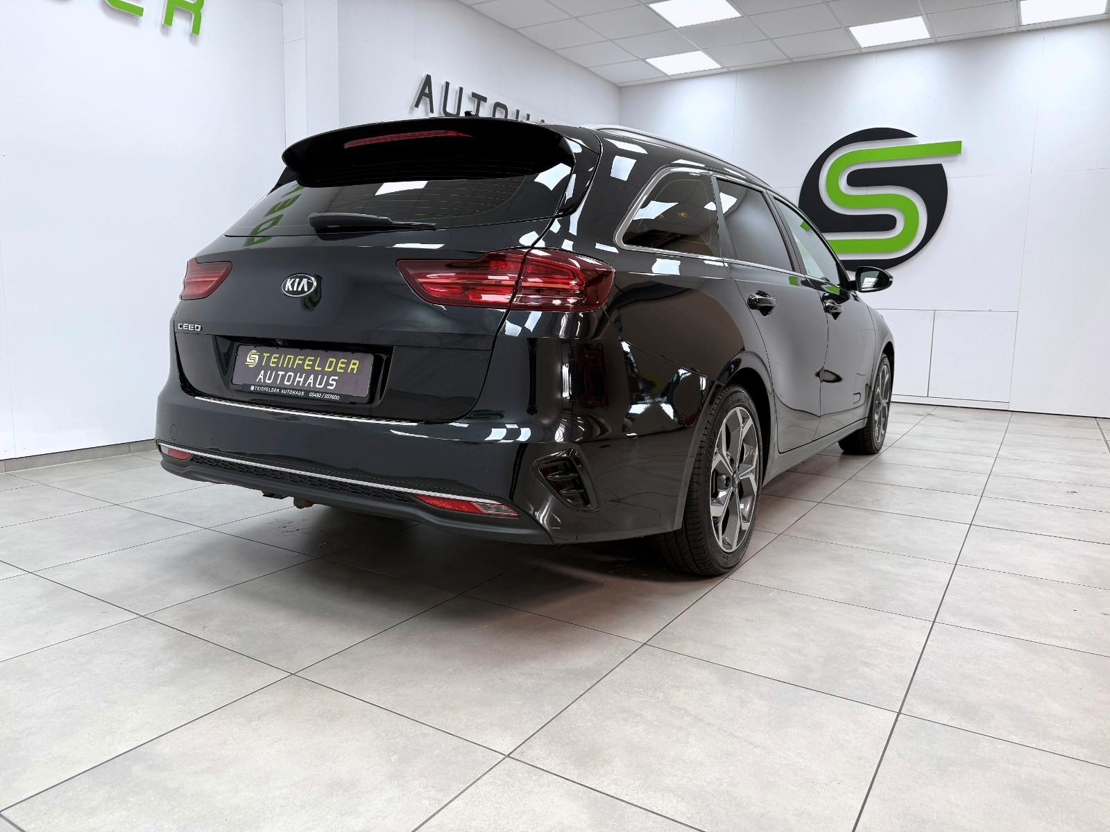 Kia Ceed Sportswagon 1.6 CRDi Spirit / RKAM / AHK
