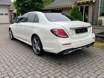 Mercedes E 220 - 3