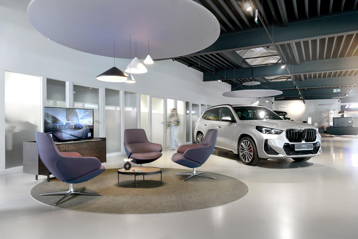 showroom-image-bottom