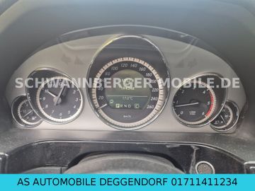 Mercedes E 200 - 9