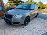 Skoda Fabia comfort 1.4 16v - Skoda Fabia Comfort mit Benzin-Antrieb
