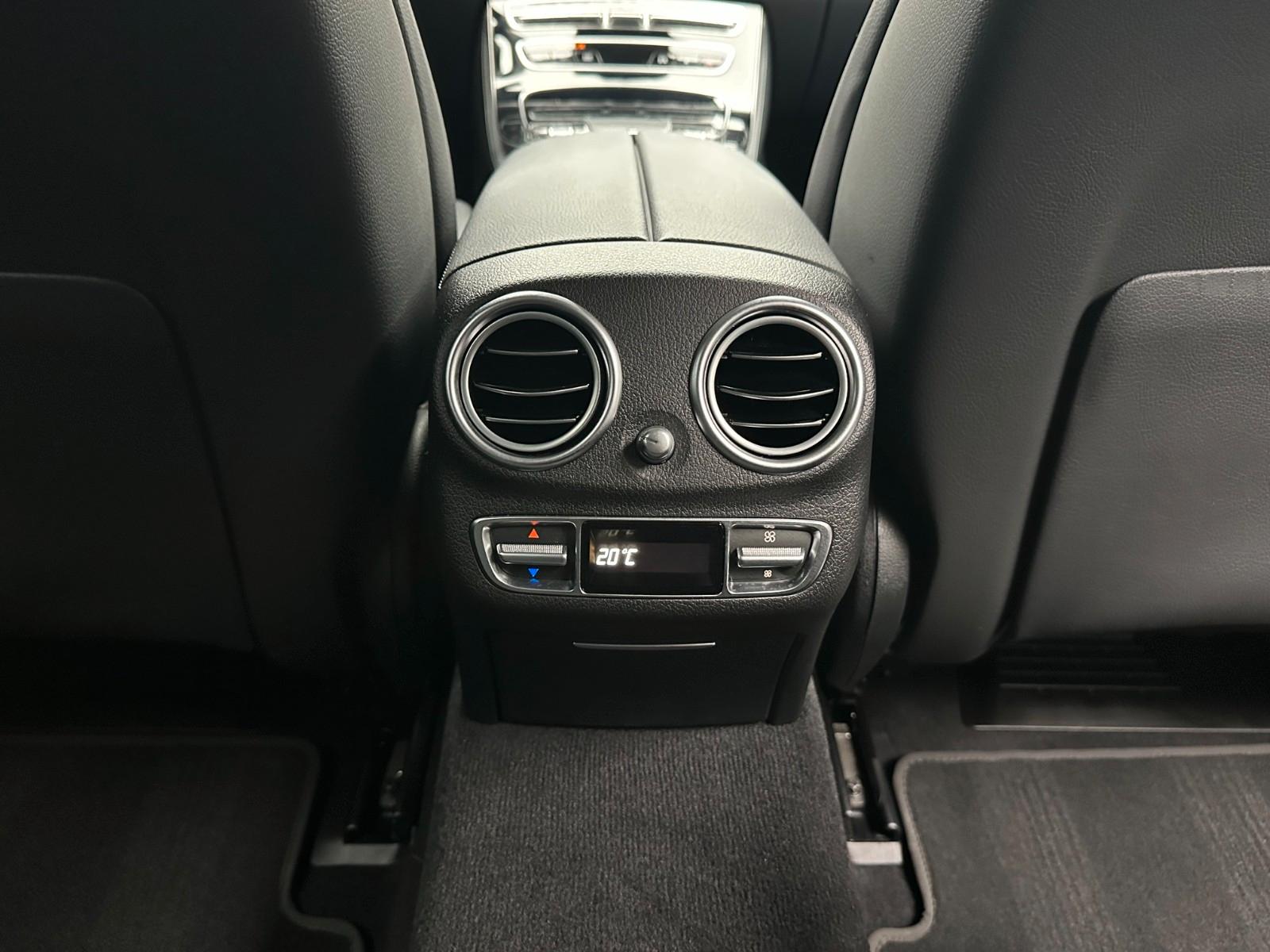 Mercedes-Benz E 220 d T 4Matic Avantgarde *LEDER*HuD*360*NAVI*
