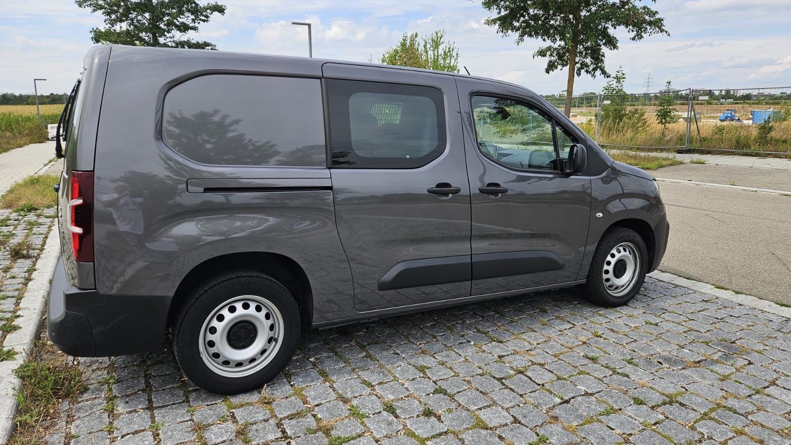 Peugeot Partner Premium L1 Klima SHZ PDC