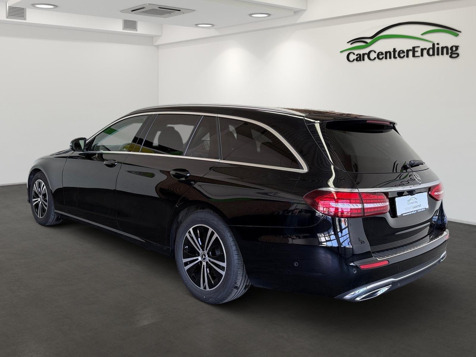 Mercedes-Benz E 220 T-Modell*LED-high*Navi*Kamera*AHK*Tempo*