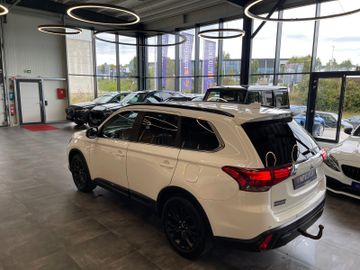 MYAUTOCENTER – Gebraucht- und Jahreswagen mit Werkstattservice in Pfaffenhofen Mitsubishi Outlander Active+ 4WD *1. Hand*AHK*Bi-LED*