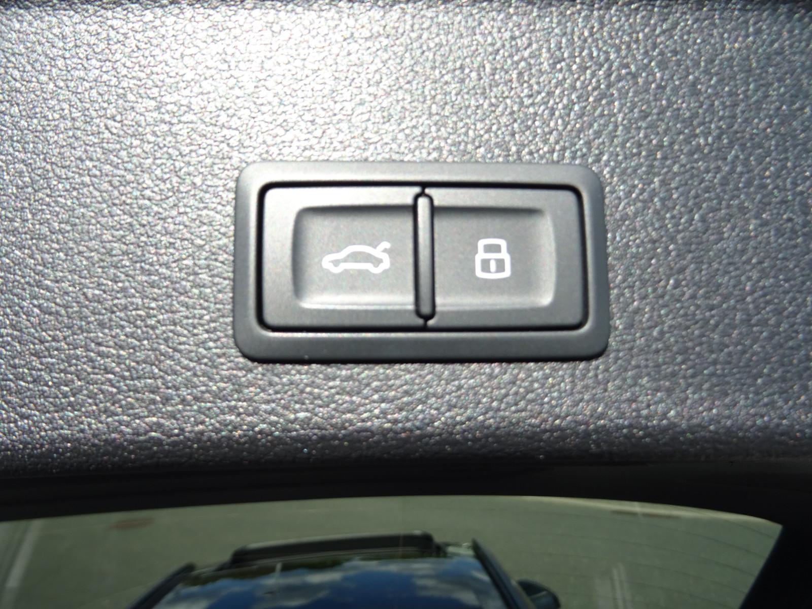 Audi A4 40 TFSI 3x S line (Innen., Außen, Fahrwerk)