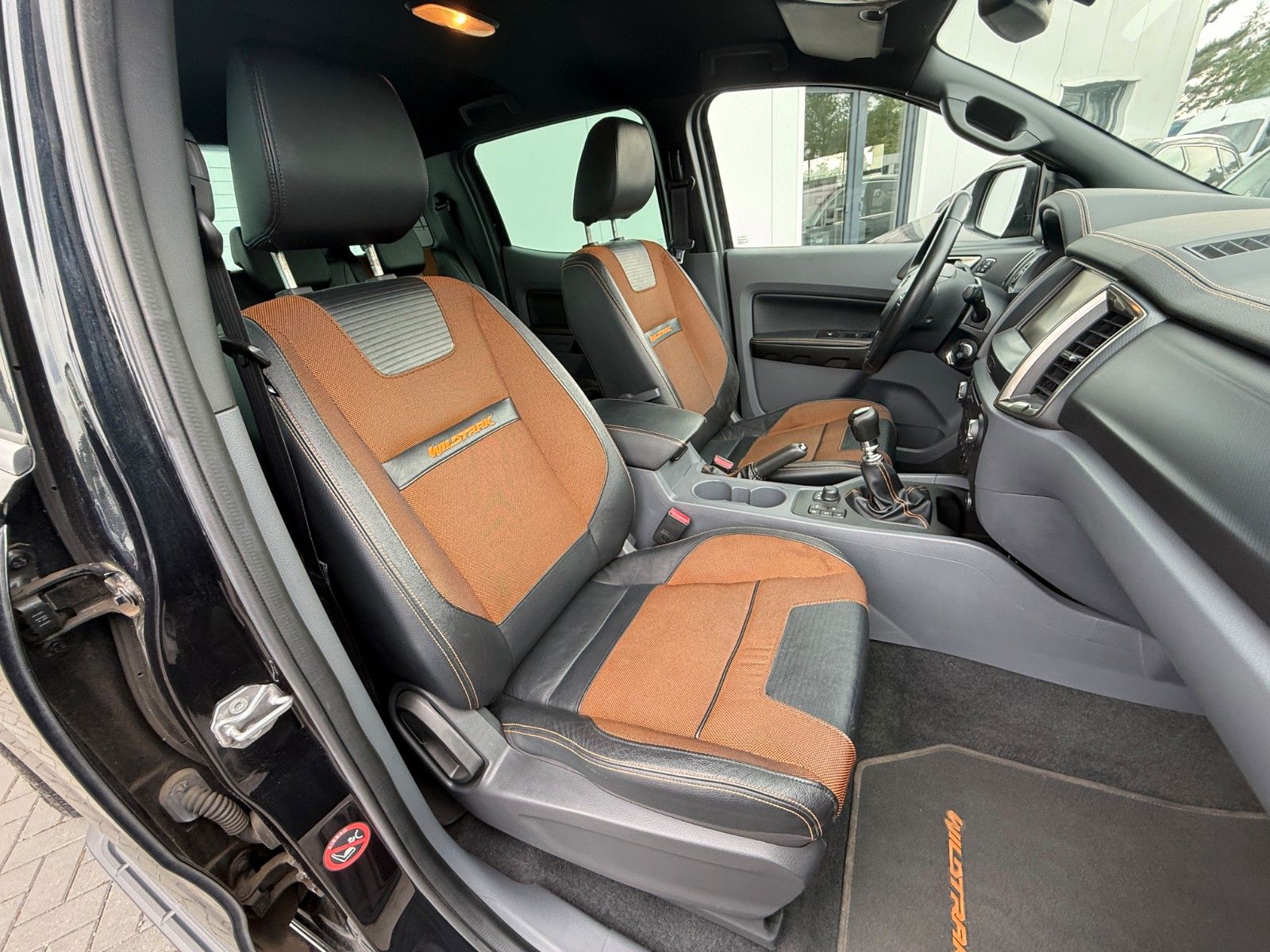 Ford Ranger Wildtrak DOKA 4x4 6-GANG SCHALTER TOP-ZUS foto 17