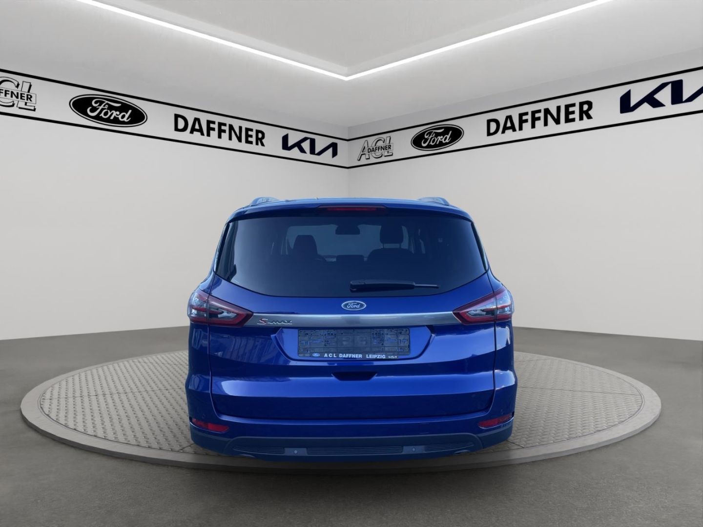 Fahrzeugabbildung Ford S-Max Titanium Navi El. Heckklappe Apple CarPlay