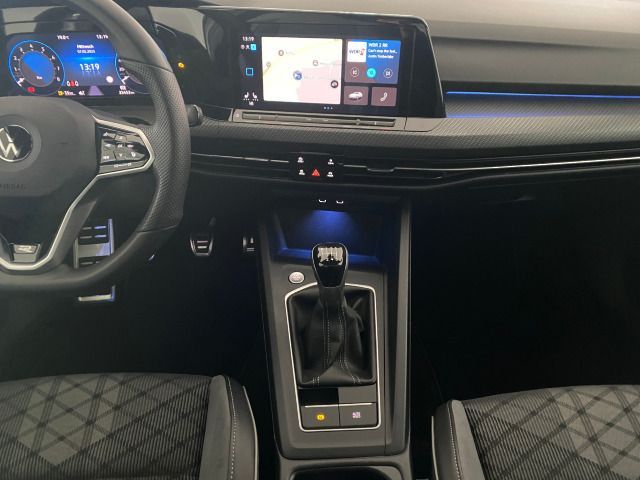 Golf VIII R-Line 1.5 TSI NAVI+KAMERA+SHZ
