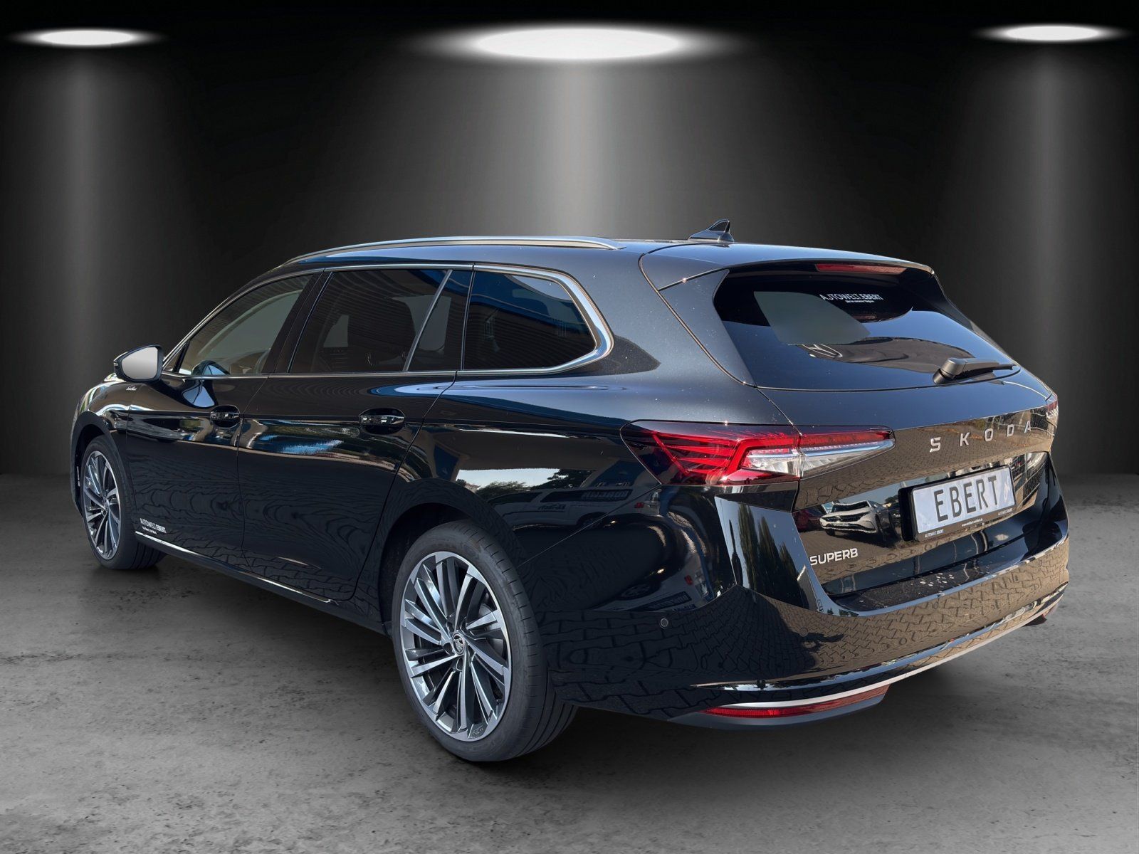 Fahrzeugabbildung SKODA Superb C L&K 2,0 TDI 110kW DSG/MATRIX/AHK/STANDH
