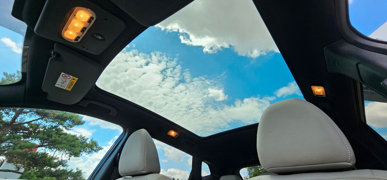 Fahrzeugabbildung Nissan Qashqai Tekna Panoramadach