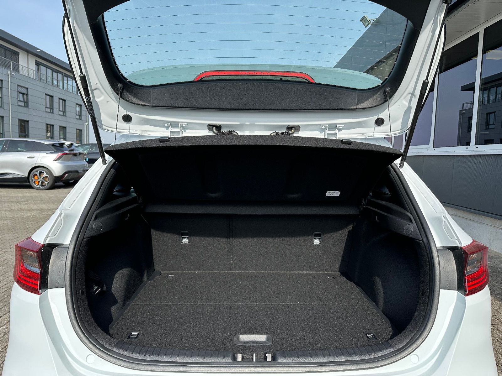 Fahrzeugabbildung Kia cee'd / Ceed 1.0 T-GDI Ultimate Edition MT