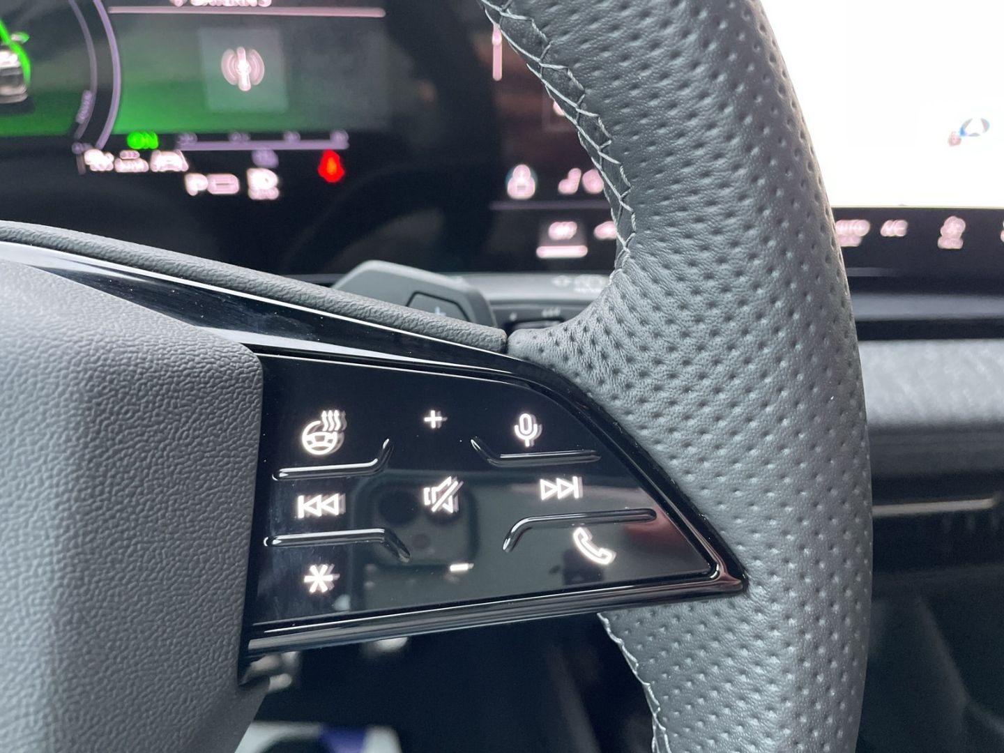 Audi Q6 e-tron - Bild 17