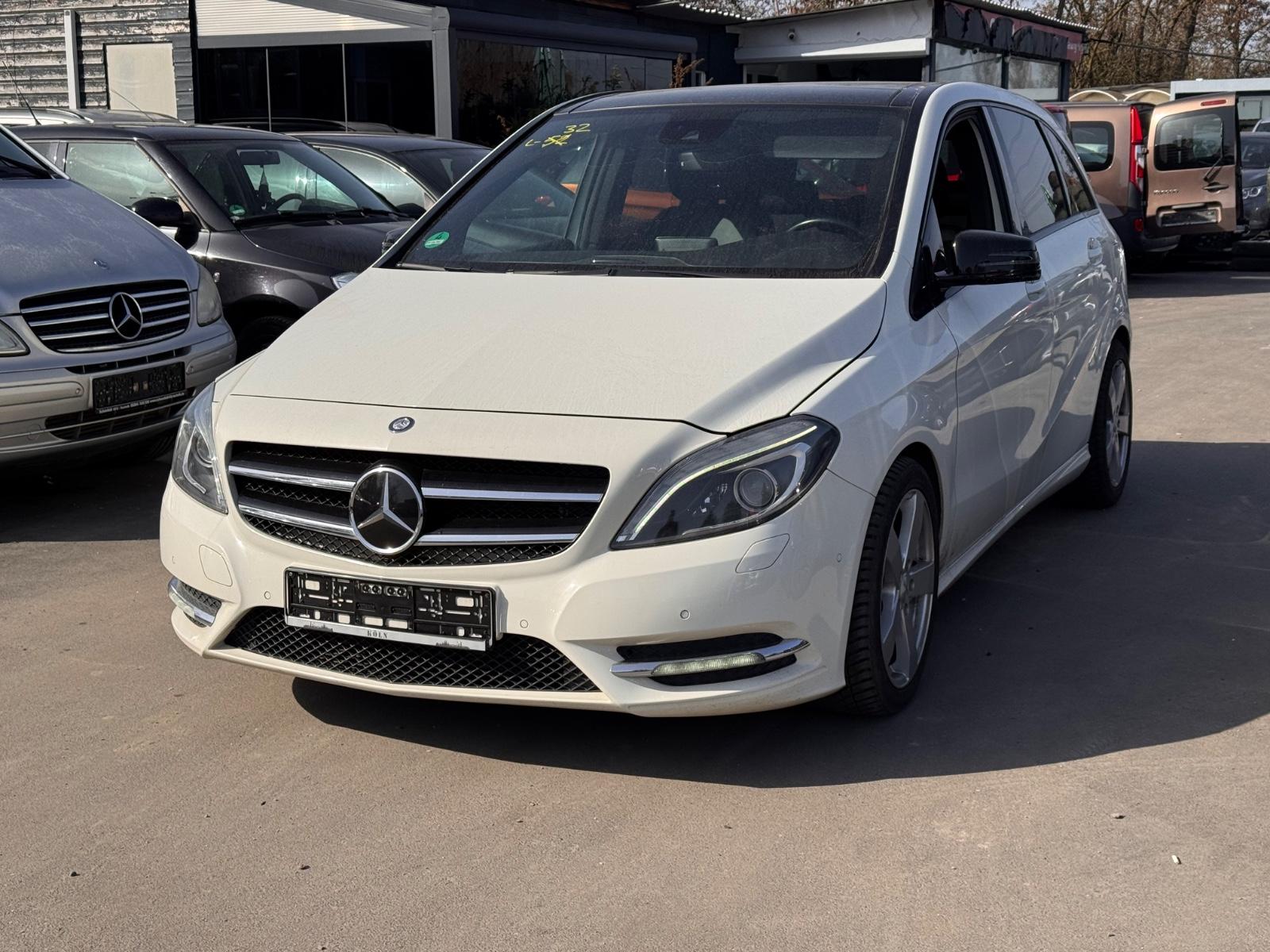 Mercedes-Benz B 220 B B 220 CDI / d   euro 6  Pano  Leder