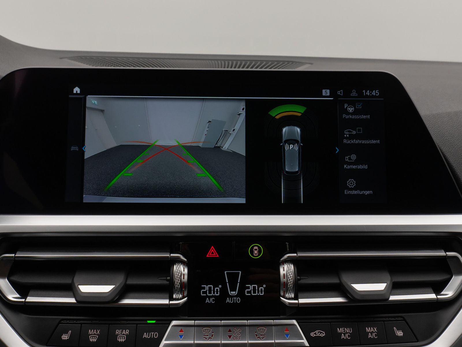 Fahrzeugabbildung BMW 330e SportLine Laser Kamera HUD DAB HiFi Komfort