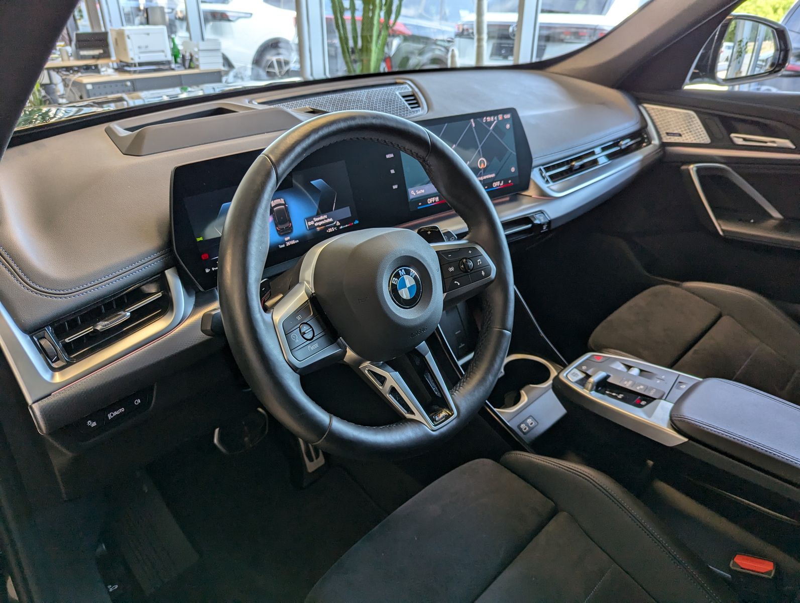 BMW X1 20d M-Sport-PRO Pano Innovation Harman AHK 19 - Image 23