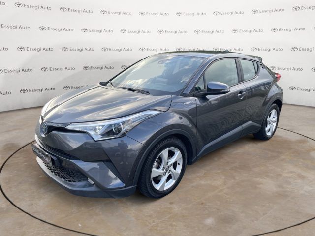 Toyota TOYOTA C-HR 1.8 Hybrid E-CVT Active