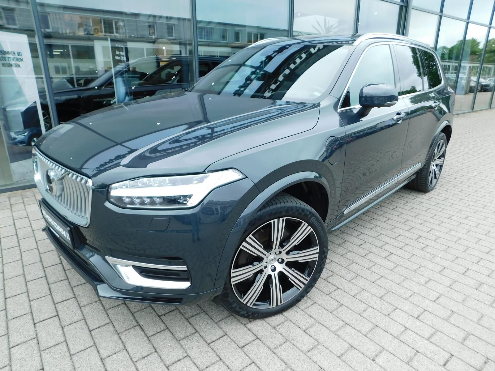 Fahrzeugabbildung Volvo XC90 T8 Inscription Edition "Bowers&Wilkins"